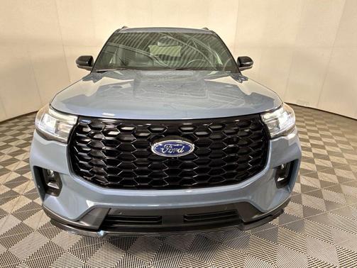 Vapor Blue 2025 Ford Explorer ST-Line