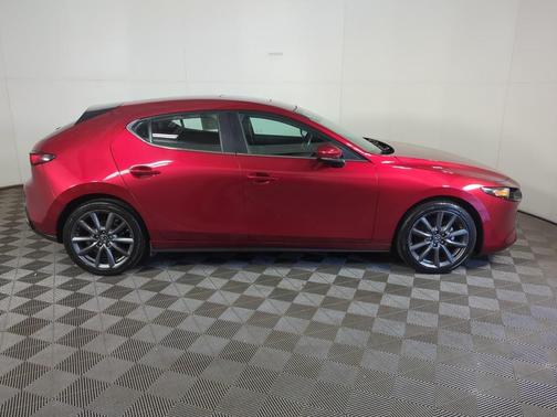 2023 Mazda Mazda3 FWD w/Preferred Package