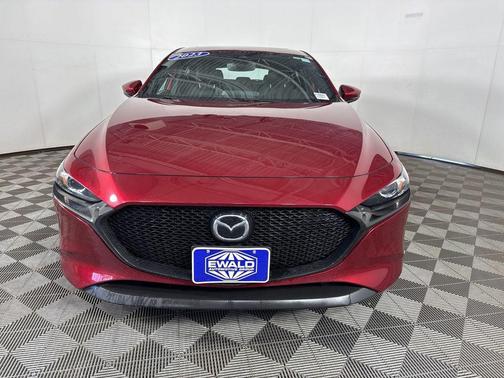 2023 Mazda Mazda3 FWD w/Preferred Package