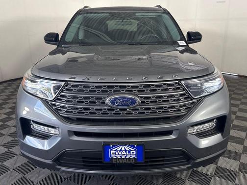 Carbonized Gray Metallic 2024 Ford Explorer XLT