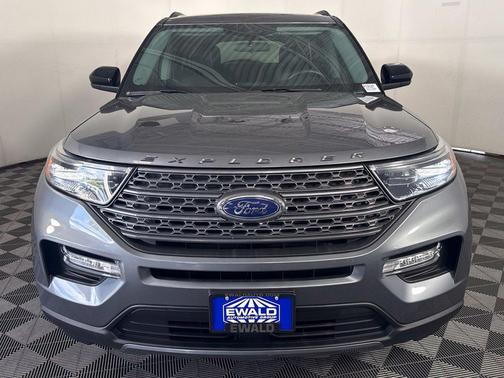 Carbonized Gray Metallic 2024 Ford Explorer XLT