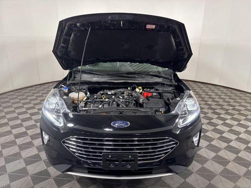 Agate Black Metallic 2022 Ford Escape Titanium