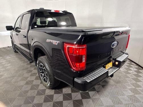 Agate Black Metallic 2023 Ford F-150 XLT