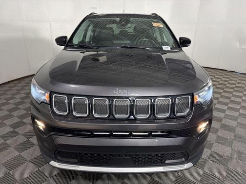 Granite Crystal Metallic Clearcoat 2022 Jeep Compass Limited