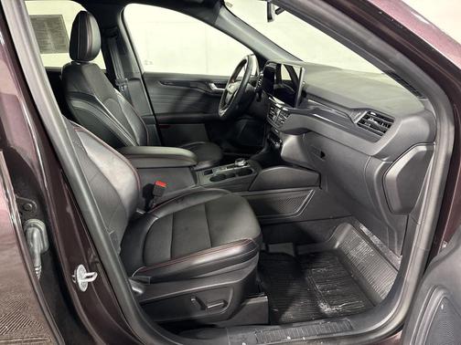 2023 Ford Escape ST-Line Elite