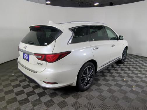2018 INFINITI QX60 Base