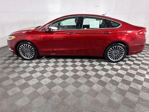 Ruby Red Metallic 2017 Ford Fusion SE