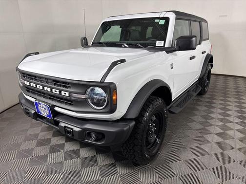 Oxford White 2026 Ford Bronco Big Bend