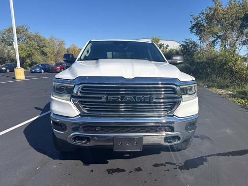 Bright White Clearcoat 2022 RAM 1500 Laramie