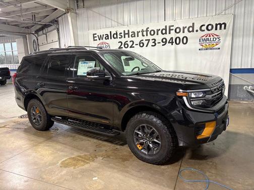 Agate Black Metallic 2025 Ford Expedition Tremor