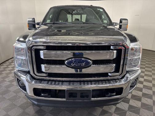 Shadow Black 2016 Ford F-250 Lariat
