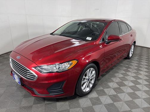 Ruby Red Metallic Tinted Clearcoat 2019 Ford Fusion SE