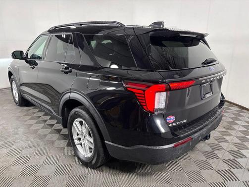 Agate Black Metallic 2026 Ford Explorer Active