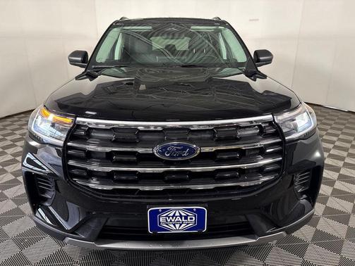 Agate Black Metallic 2026 Ford Explorer Active