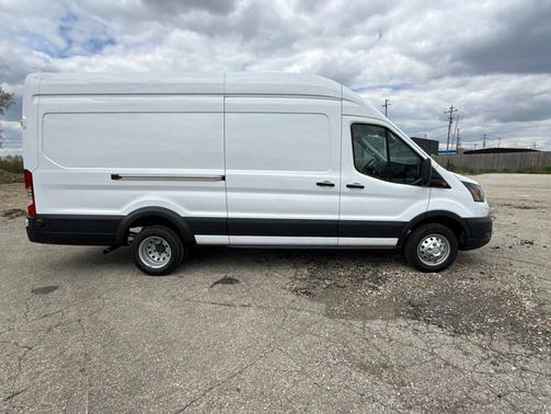 Oxford White 2022 Ford Transit-350 Base