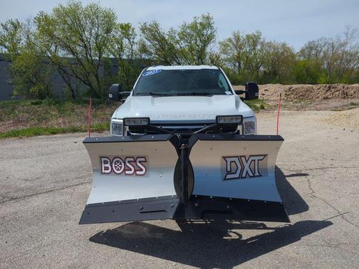 Oxford White 2025 Ford F-350 XLT