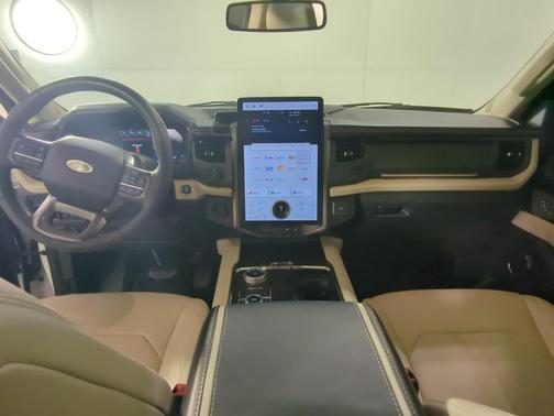 2024 Ford Expedition Platinum