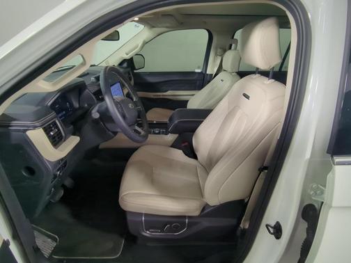 2024 Ford Expedition Platinum