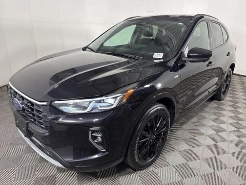 Agate Black Metallic 2023 Ford Escape ST-Line Elite