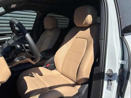 2026 Porsche Cayenne AWD