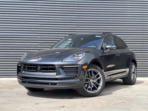 2026 Porsche Macan Base