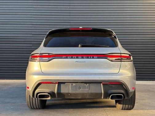 2025 Porsche Macan 