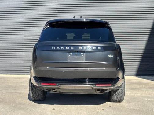 2023 Land Rover Range Rover P530 SE