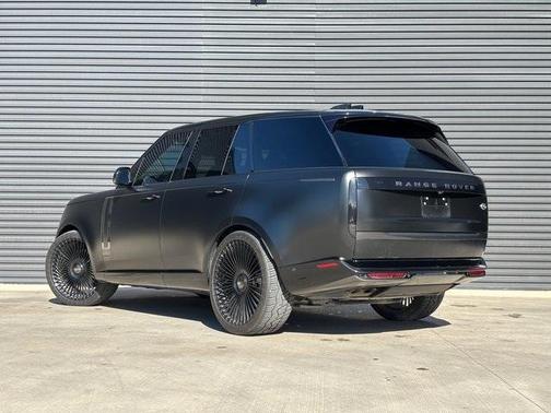2023 Land Rover Range Rover P530 SE