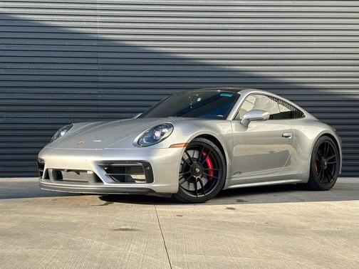 2022 Porsche 911 Carrera GTS