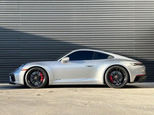 2022 Porsche 911 Carrera GTS