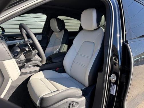 2026 Porsche Cayenne S Coupe AWD