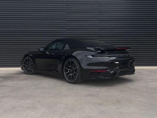 2025 Porsche 911 Turbo S