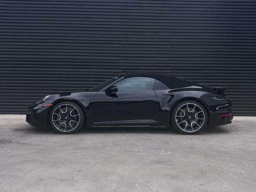 2025 Porsche 911 Turbo S