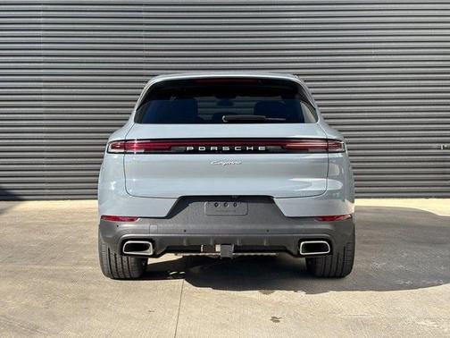 2026 Porsche Cayenne Base