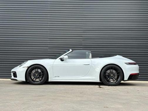 2022 Porsche 911 Carrera GTS