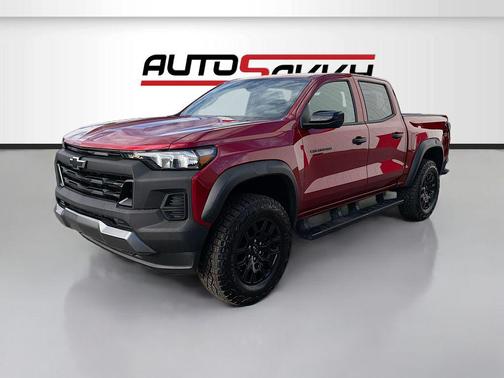 Radiant Red Tintcoat 2026 Chevrolet Colorado Trail Boss