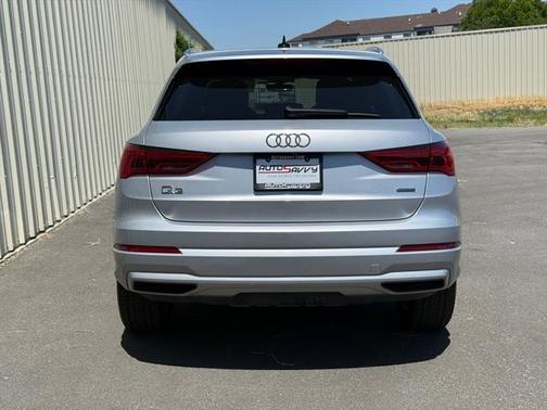 2019 Audi Q3 2.0T Premium