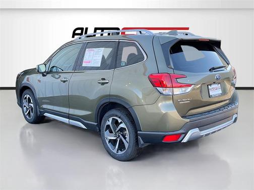 2022 Subaru Forester Touring