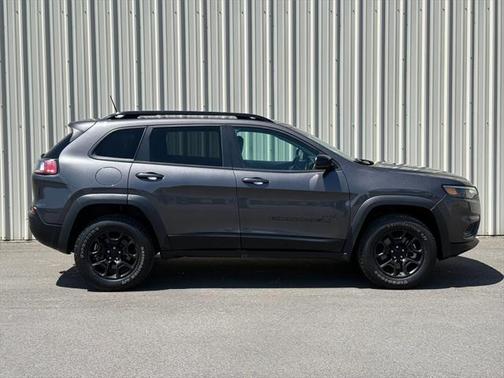 2022 Jeep Cherokee X 4x4