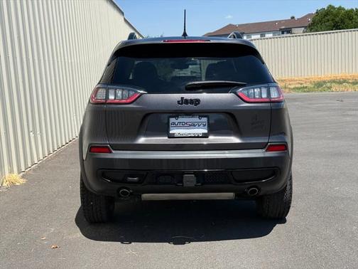 2022 Jeep Cherokee X 4x4