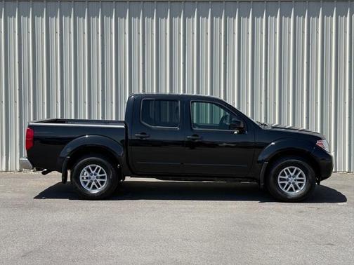 2021 Nissan Frontier SV