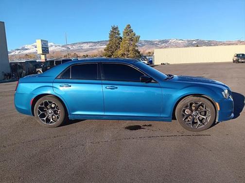 2020 Chrysler 300 Touring