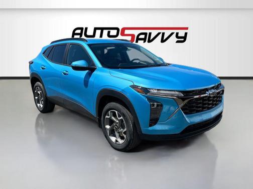 Marina Blue Metallic 2025 Chevrolet Trax LT