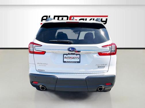 Crystal White Pearl 2023 Subaru Ascent Touring 7-Passenger