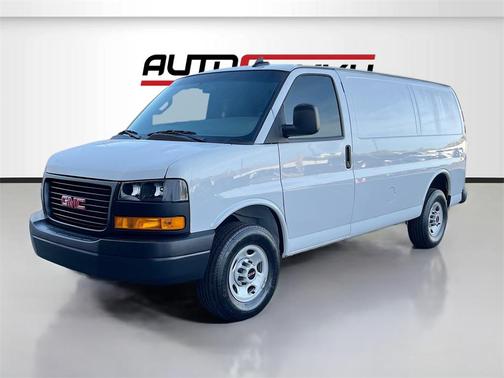 2024 GMC Savana 2500 Work Van