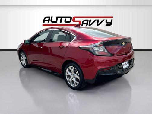 Cajun Red Tintcoat 2019 Chevrolet Volt Premier