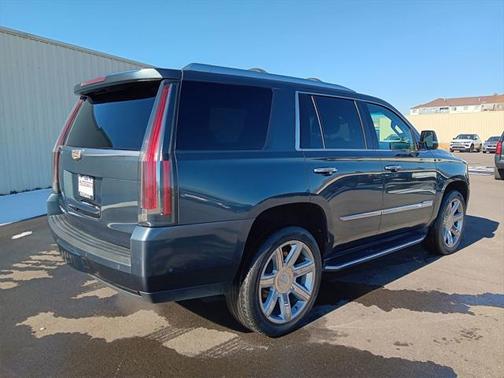 2019 Cadillac Escalade Luxury