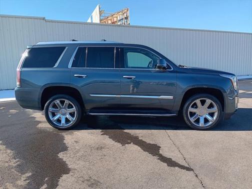 2019 Cadillac Escalade Luxury