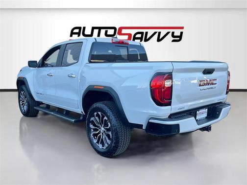 2024 GMC Canyon Denali