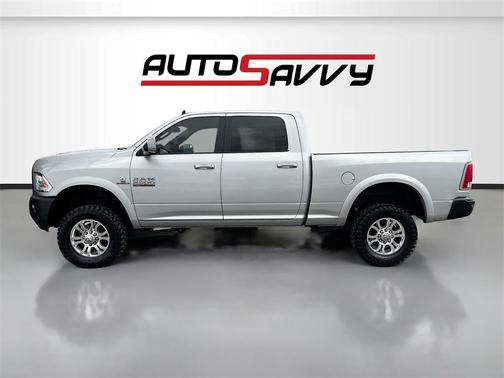 2018 RAM 2500 Laramie Crew Cab 4x4 6'4' Box